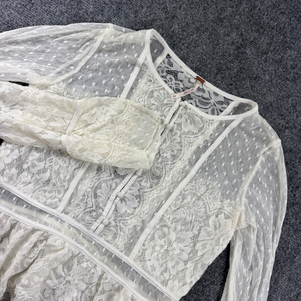Free People Size XSmall White Penelope Lace Swiss Dot Peplum Blouse Women's